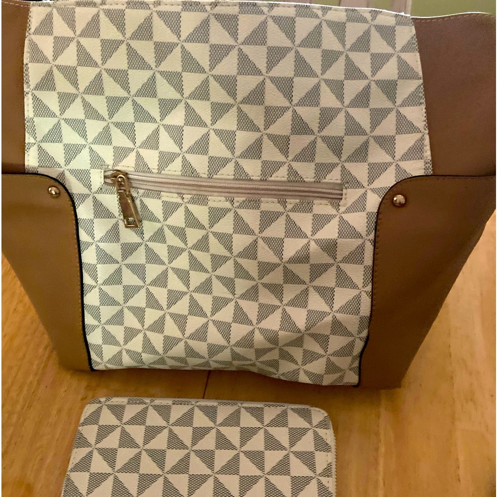 Beautiful purse with wallet